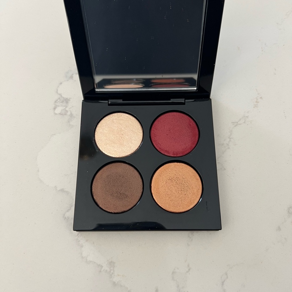 NWOT, Pat McGarth, Eyeshadow Quad Palette - Red, Gold, Brown, Cream